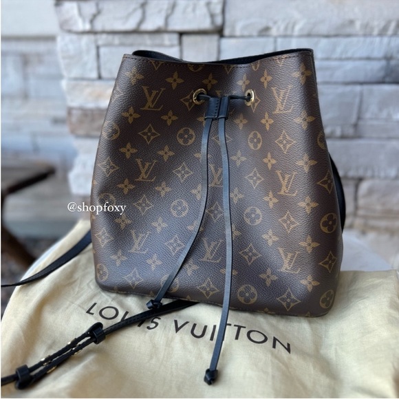 SOLD Louis Vuitton Monogram Neonoe MM Black Bucket Bag - Picture 2 of 14